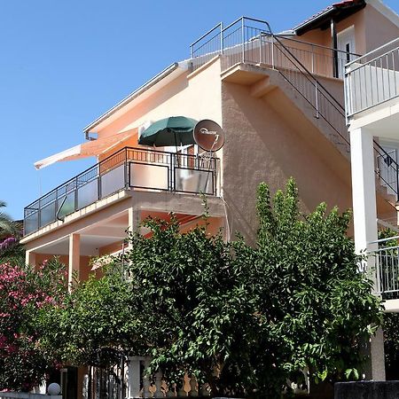 Apartments Jasmin Trogir Bagian luar foto