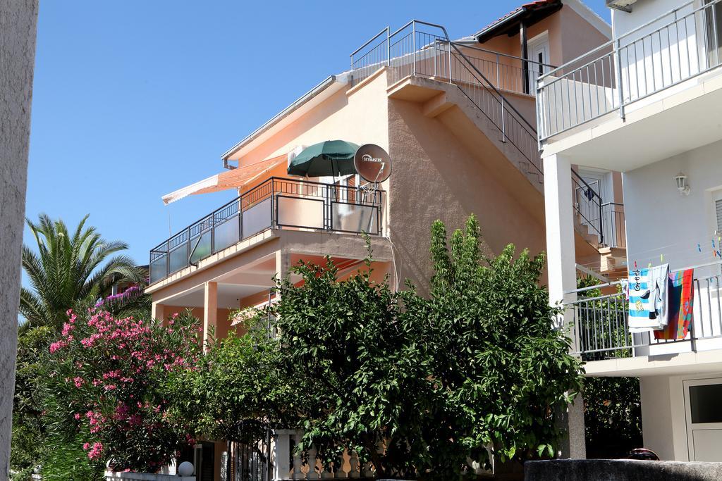 Apartments Jasmin Trogir Bagian luar foto